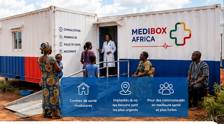 Communauté devant une clinique MEDIBOX AFRICA